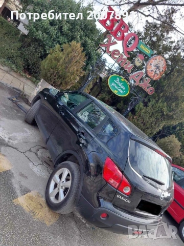 Продавам Nissan Qashqai, снимка 9 - Автомобили и джипове - 53417282