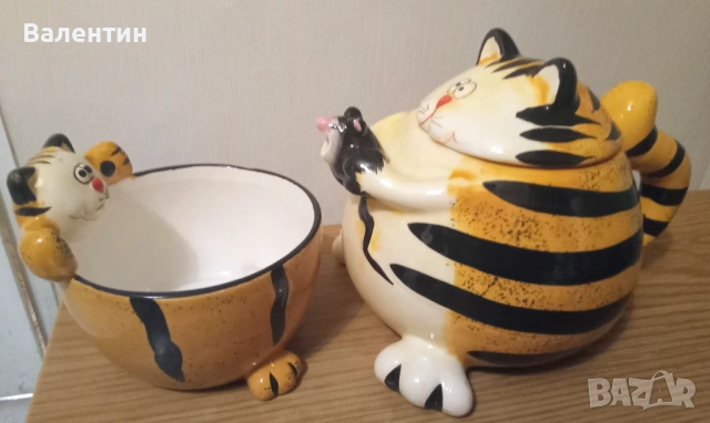 Интересен керамичен комплект чайник и купа