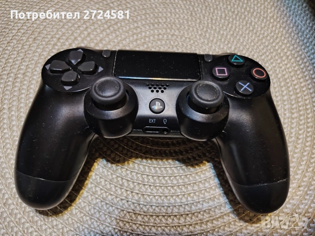 Ps4 оригинален джойстик за части