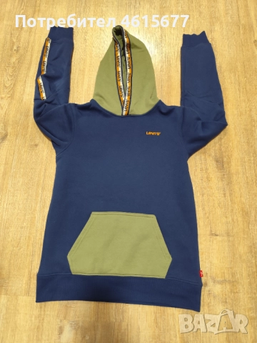 нов суичър на Levis , снимка 2 - Детски анцузи и суичери - 51990792