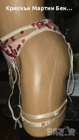 Колан жартиер с жартиери за крака + чорапи 7/8 , снимка 11 - Корсети, бюстиета, топове - 39231804