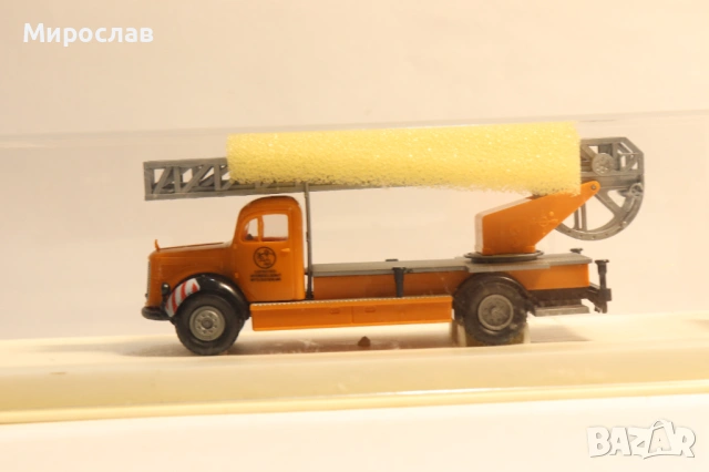 BREKINA H0 1/87 MERCEDES ПОЖАРНА КАМИОН МОДЕЛ, снимка 2 - Колекции - 53297430