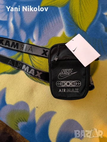 Чантичка Nike 