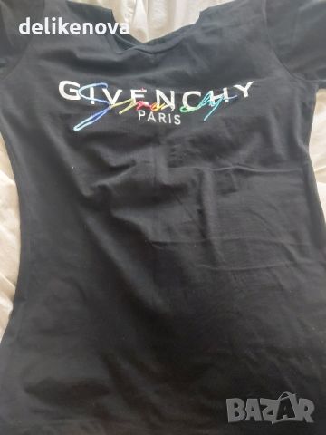 GIVENCHY. Original. Size M Уникална тениска, снимка 2 - Тениски - 46081805