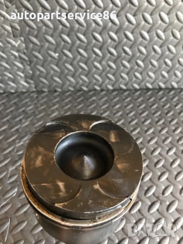 Бутало с биела за Mercedes W906 Sprinter 2.2 CDI Om646 (2006-2009), снимка 2 - Части - 53872003