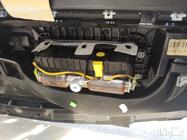 Табло .Арматурно за VW Passat 6 , 3C1 857 003 SW , снимка 11 - Части - 51393257