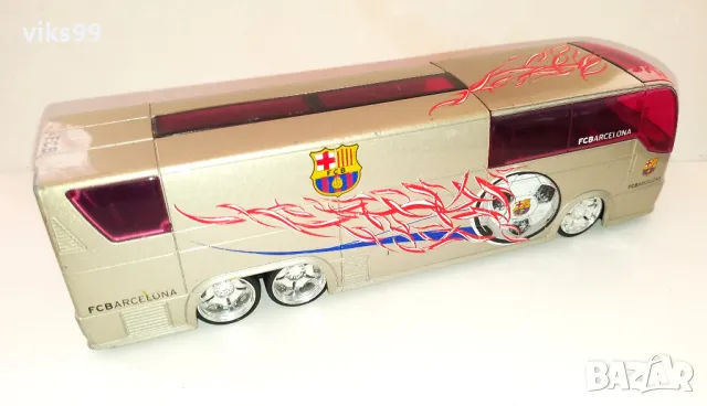 FC Barcelona Team Bus Maisto - Мащаб 1:43, снимка 3 - Колекции - 49515943