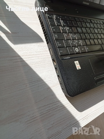 лаптоп Тошиба , снимка 4 - Лаптопи за дома - 52953408