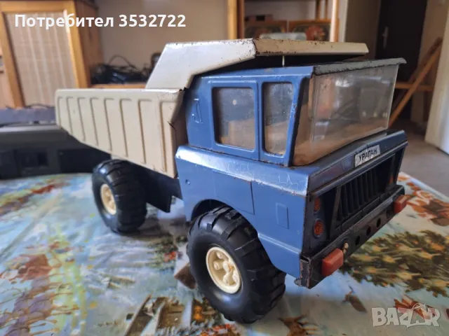 Руски камион Lada Uragan