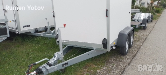 Куфар ремарке ново 