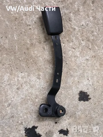 Закопчалка колан пасажерска седалка за Голф 4 Сеат Леон Толедо Пасат VW Golf 4 Seat Leon 1J4857756E