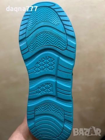 50-51 номер маратонки НОВИ, снимка 7 - Маратонки - 53657860