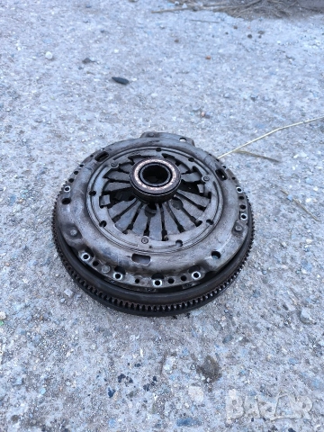 Съединител комплект 1.9тди Голф 4 LUK, снимка 3 - Части - 53585757