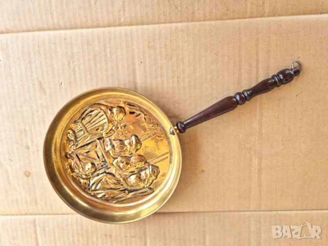 Меден тиган за декорация