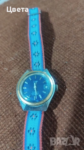 Дамски часовник, снимка 5 - Дамски - 51428398