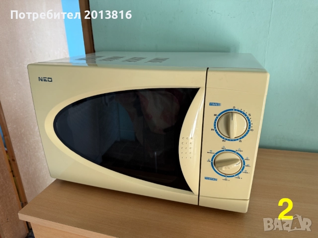 Диван, маса, микровълнова, снимка 4 - Дивани и мека мебел - 51802555