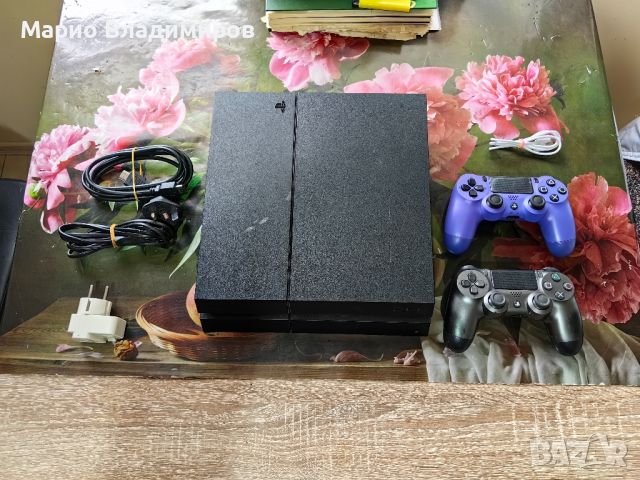 Playstation 4 fat, с два джойстика , снимка 1
