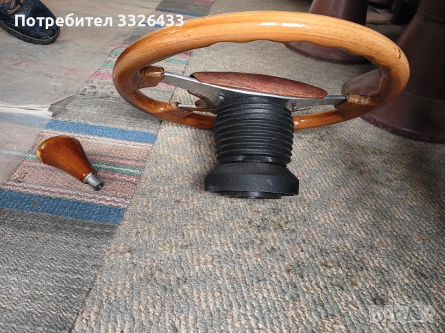 Оригинален Момо дървен волан и топка за Мерцедес , снимка 2 - Автомобили и джипове - 52376358