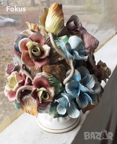Порцеланова прелест голямо цвете Bassano Италия порцелан, снимка 2 - Антикварни и старинни предмети - 53449126
