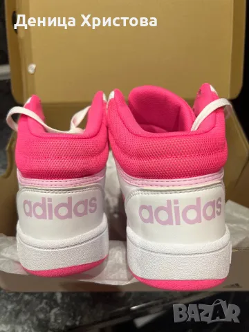 Кецки Adidas, снимка 2 - Детски маратонки - 49290235