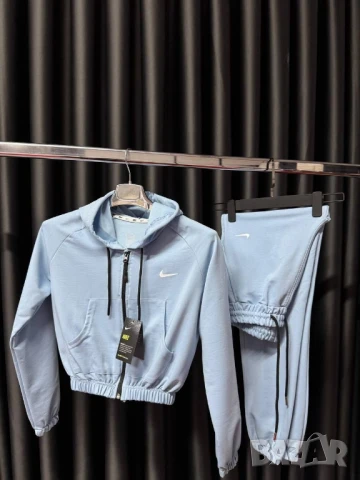 дамски екипи Nike 