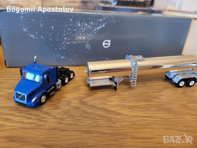 Умален модел на Volvo VNR 300 с ремарке 1:87, снимка 5 - Колекции - 45602336