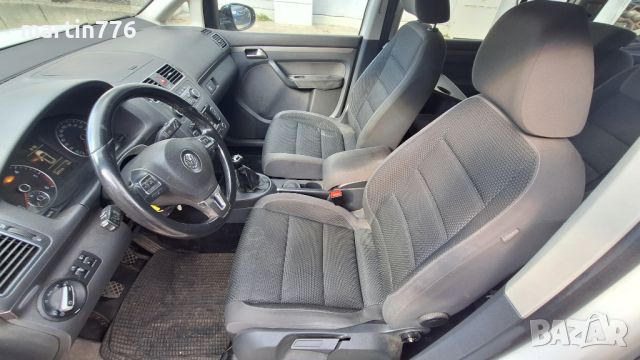 VW Touran 1.6TDI 105кс , снимка 2 - Автомобили и джипове - 45256050