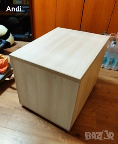 Офис шкаф - шкафче с 3 чекмеджета и ключалка 68/50/55см, снимка 3 - Шкафове и рафтове - 54043785