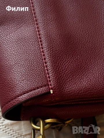 Чанти Guess, снимка 4 - Чанти - 53927483