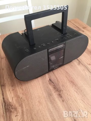 Касетофон Сони sony zs-s4ip audio system cd/tuner/aux/iphone, снимка 2 - Радиокасетофони, транзистори - 50225070