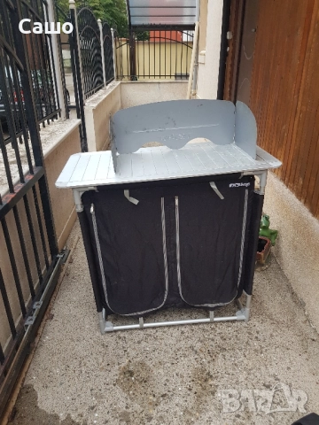 Къмпинг шкаф кухня 