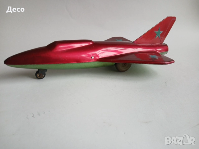 Стара СССР тенекиена играчка самолет-изтребител Миг., снимка 2 - Колекции - 52442807
