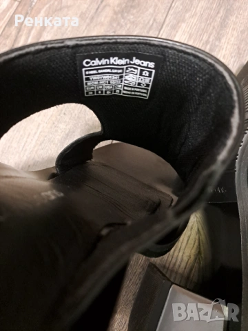 Чехли естествена кожа на Calvin Klein , снимка 5 - Чехли - 53927306