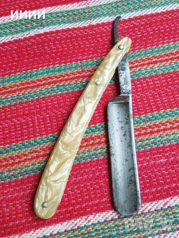 Бръснач LUTZ SOLINGEN , снимка 2 - Антикварни и старинни предмети - 52318433