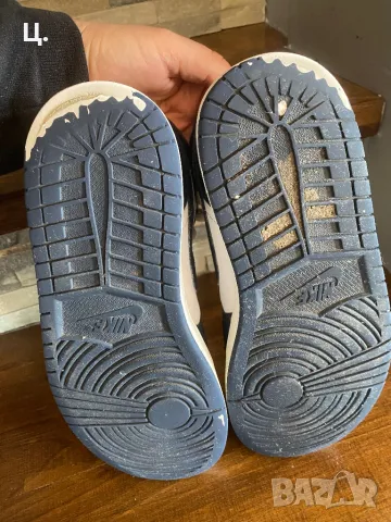 Nike Air Jordan 1 Mid, снимка 6 - Маратонки - 49970200