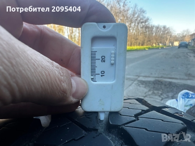 Kumho/momo 265/65 r17, снимка 2 - Гуми и джанти - 52928052