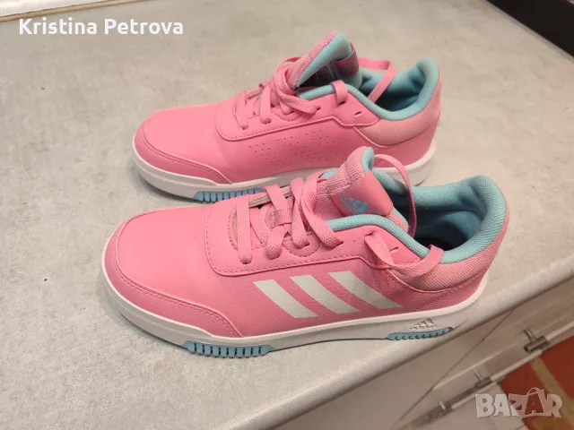 Маратонки Adidas номер 37 1/3, снимка 1 - Маратонки - 49404591