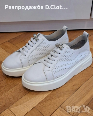 бели кецове естествена кожа 39 ,Блестящи обувки, снимка 4 - Кецове - 41146257