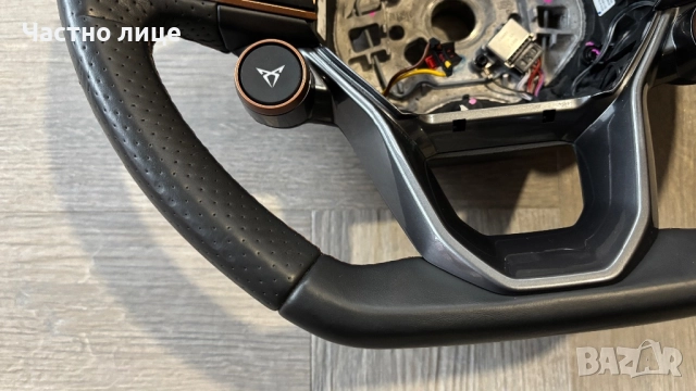 Волан Cupra Formentor, снимка 5 - Части - 52582978