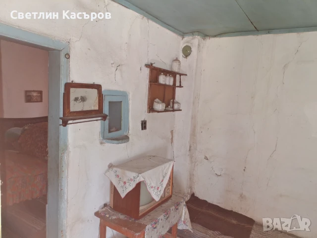 Продавам уютна селска къща в с.Стрелец обл. В.Търново , снимка 12 - Къщи - 50505398