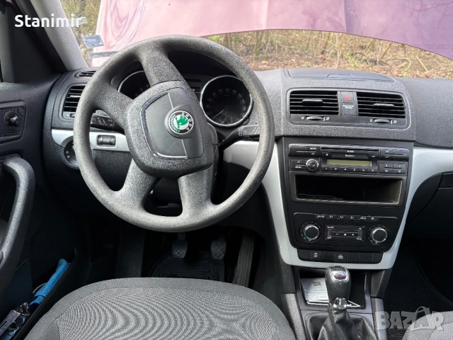 Skoda Yeti , снимка 17 - Автомобили и джипове - 54158536