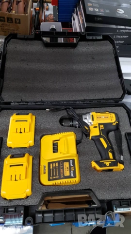 Винтоверт -36 V, 8.00 AH LI-ION, 52NM, 13MM нов акумулаторен винтоверт, снимка 3 - Винтоверти - 43982696