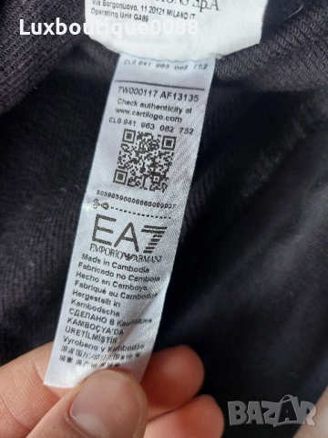 Използвана в отлично състояние блуза Emporio Armani XS, снимка 7 - Блузи - 51946729