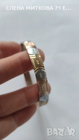 Красива гравирана гривна от метал в три цвята, снимка 2 - Гривни - 53841003