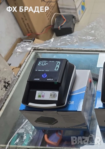 Автоматична машина за проверка и броене на пари 130B с акумулаторна батерия, снимка 3 - Сейфове и каси - 53367090