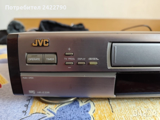 Vhs видео JVC, снимка 2 - Плейъри, домашно кино, прожектори - 53464960
