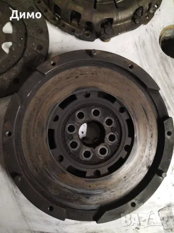 съединител притискател феродо бмв е46 320 Бензин 150кс bmw e46 320 i 150ks , снимка 2 - Части - 49971024