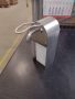 Дозатор за течен сапун метален, снимка 1 - Аксесоари за кухня - 45452389