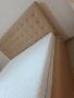 Продавам тапицирана спалня с кожа кремав цвят , снимка 1