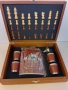 подаръчен комп;ект шах с манерка, снимка 1